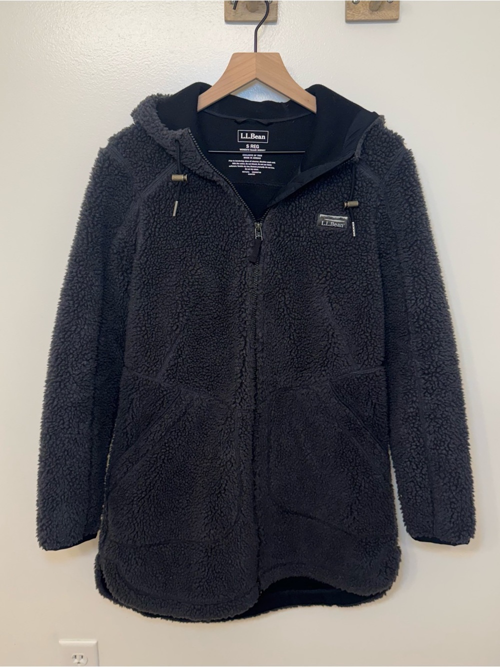 L.L. Bean Women's Small Black Sherpa Hooded Jacket